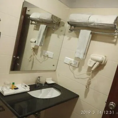 The Dawn Hotel Mysore 3*,