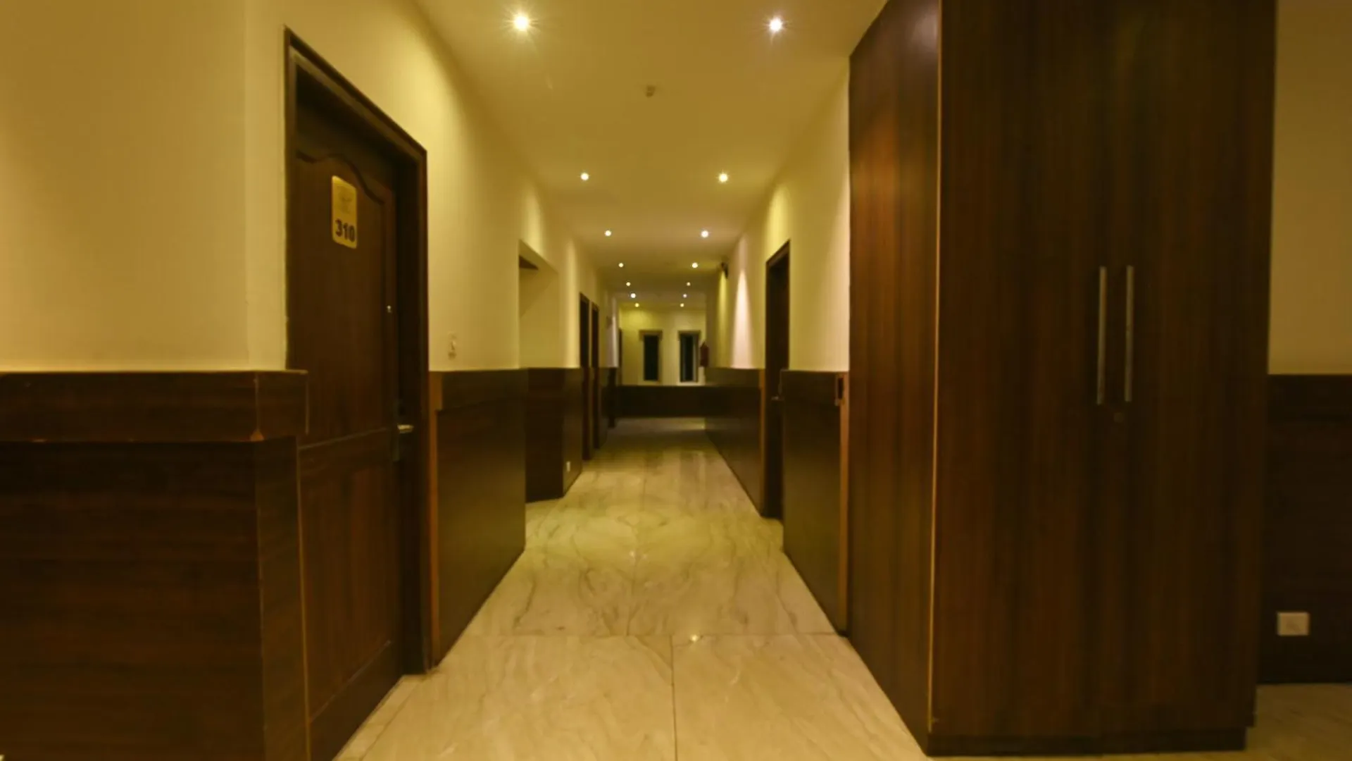 The Dawn Hotel Mysore