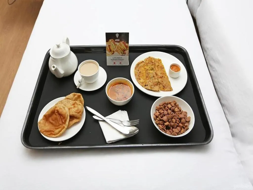 The Dawn Hotel Mysuru 3*,  Indie